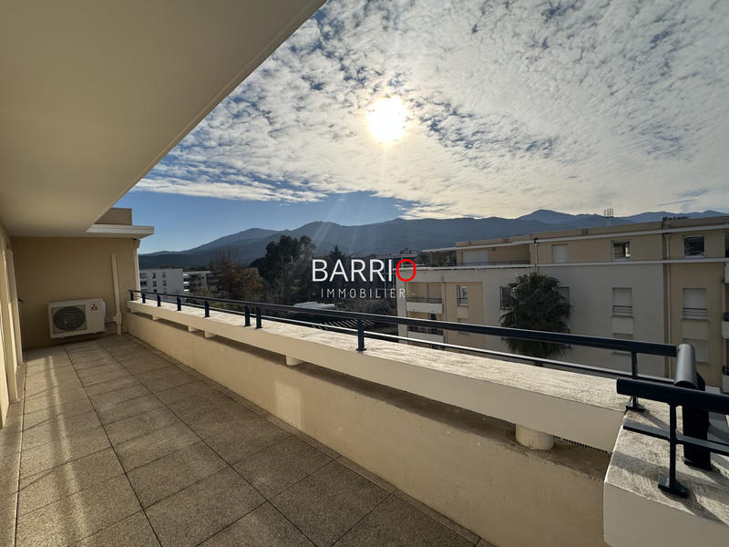 Appartement - 112 m² - 5 pièces