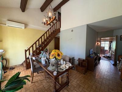 Maison - 81 m² - 4 pièces