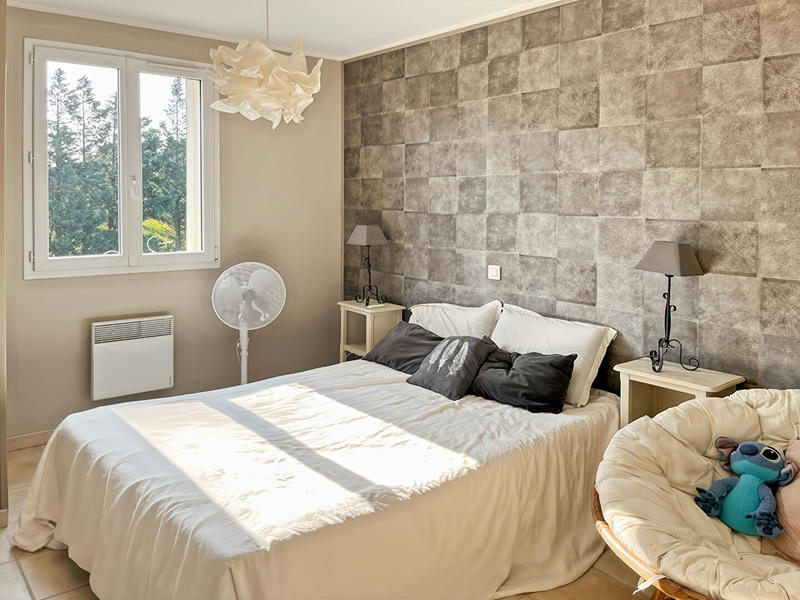 Maison - 213 m² - 7 pièces