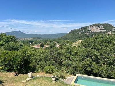 Maison - 152 m² - 4 pièces