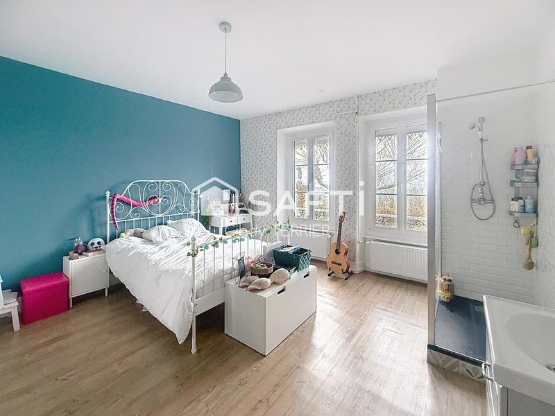 Maison de maîtres - 242 m² - 7 pièces