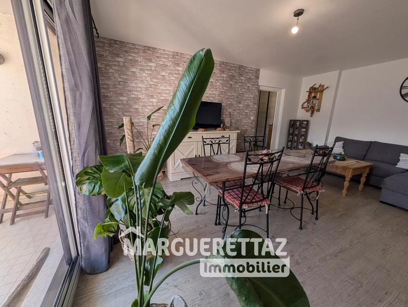 Appartement - 75 m² - 3 pièces