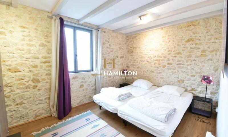 Propriété - 655 m² - 18 pièces