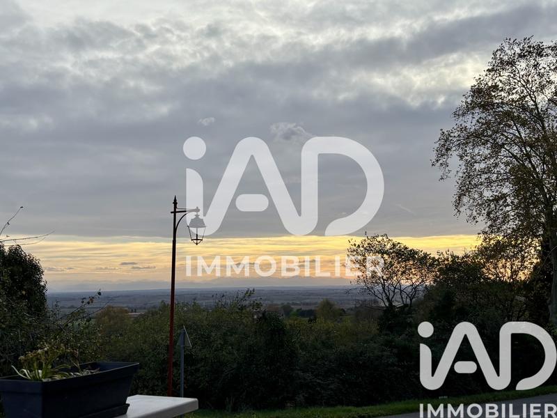 Maison de village - 147 m² - 6 pièces