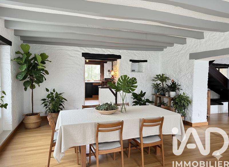 Maison - 176 m² - 7 pièces