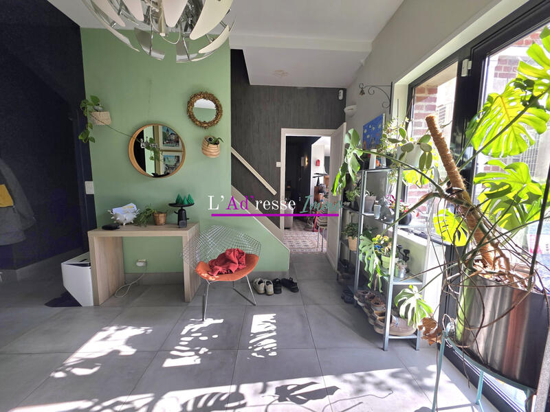 Maison - 236 m² - 10 pièces