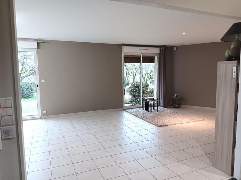 Maison - 215 m² - 6 pièces