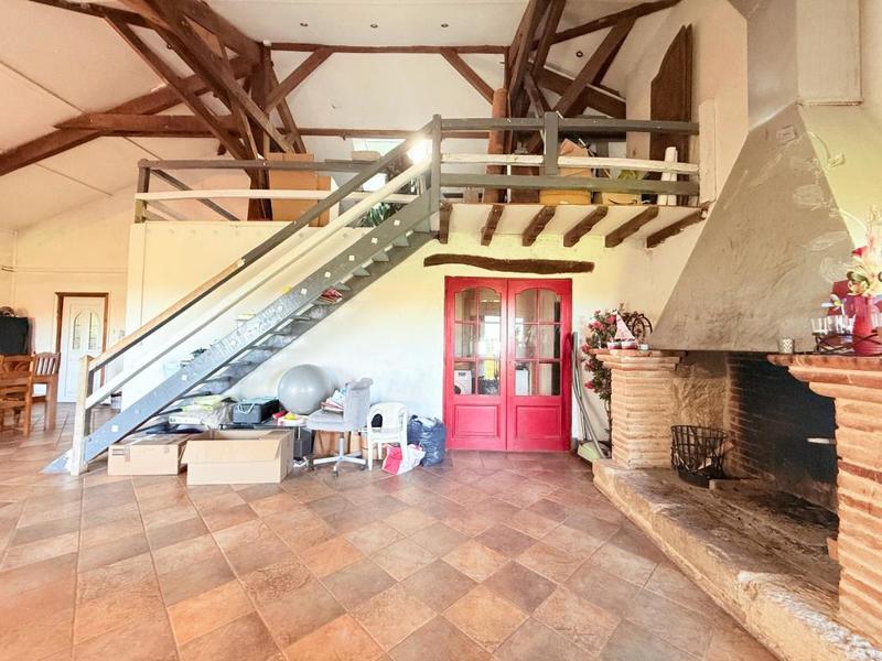 Maison - 156 m² - 4 pièces