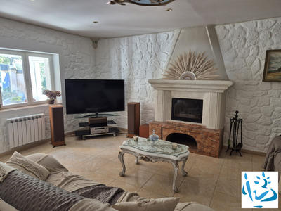 Maison ancienne - 170 m² - 6 pièces