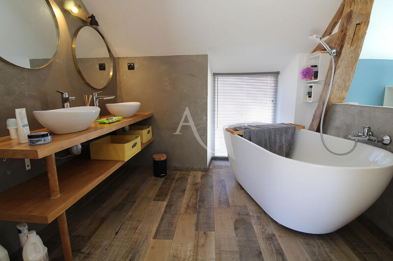 Maison - 130 m² - 5 pièces