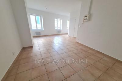 Studio - 27 m² - 1 pièce