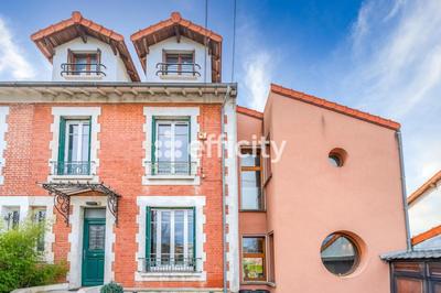 Maison - 175 m² - 7 pièces