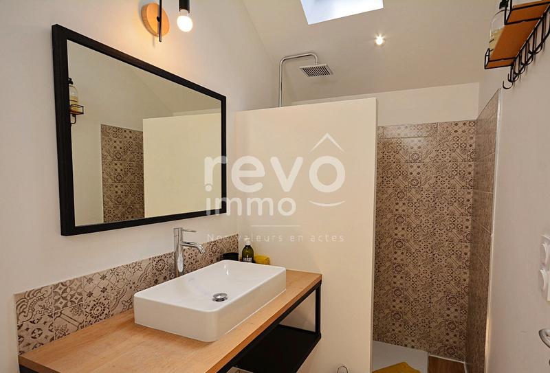 Longère - 232 m² - 8 pièces