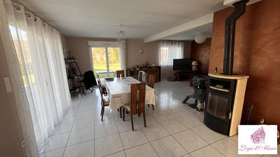 Maison - 107 m² - 5 pièces