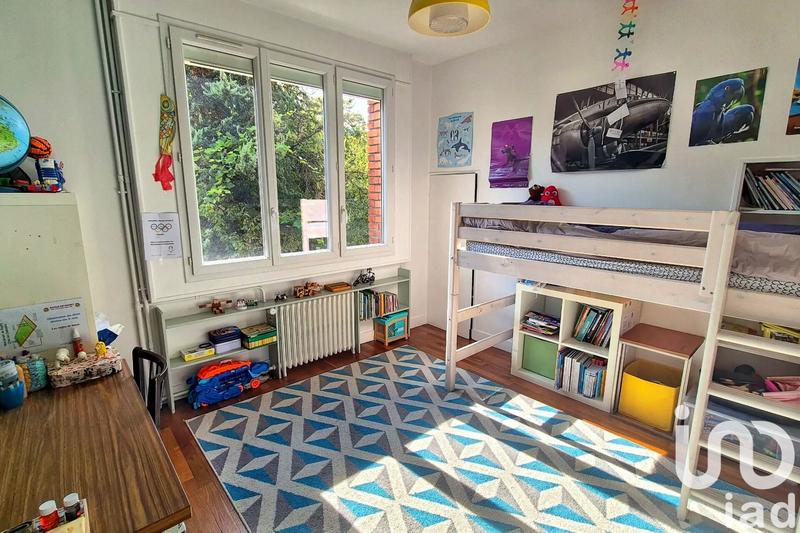 Maison - 211 m² - 7 pièces