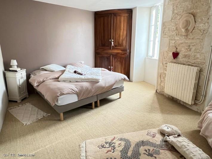 Maison de village - 214 m² - 7 pièces