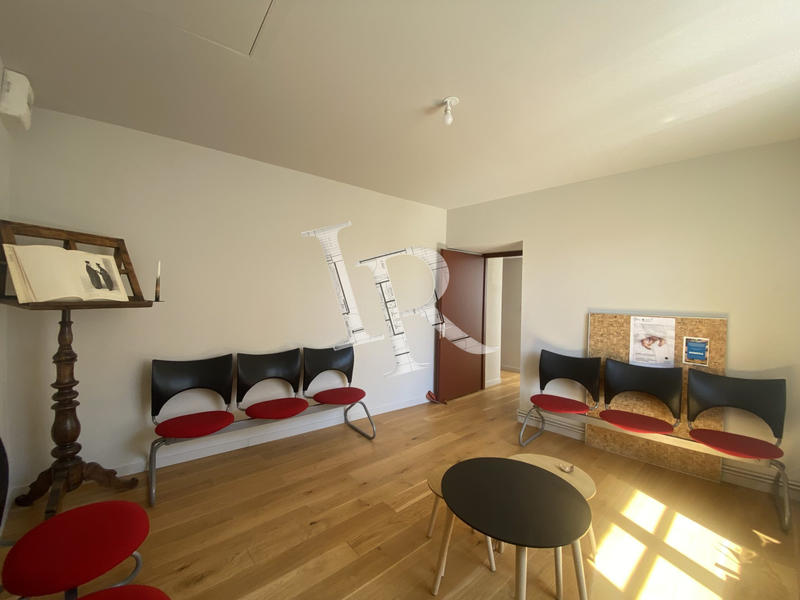 Bureau - 85 m² - 3 pièces