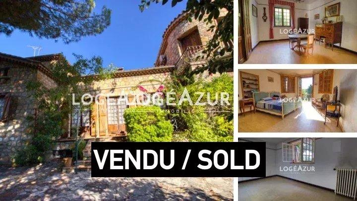 Maison - 210 m² - 8 pièces