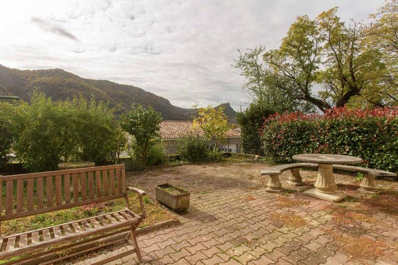 Maison - 83 m² - 5 pièces