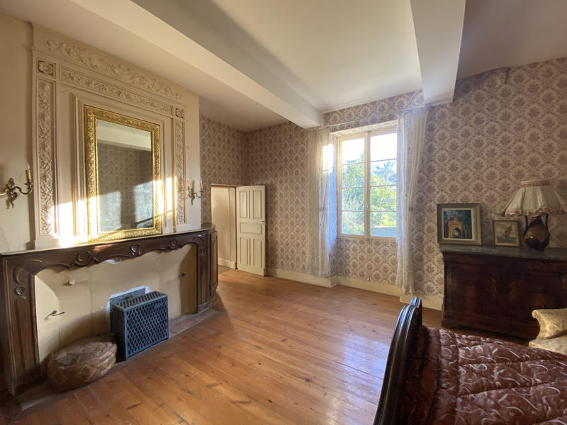 Maison - 623 m² - 22 pièces