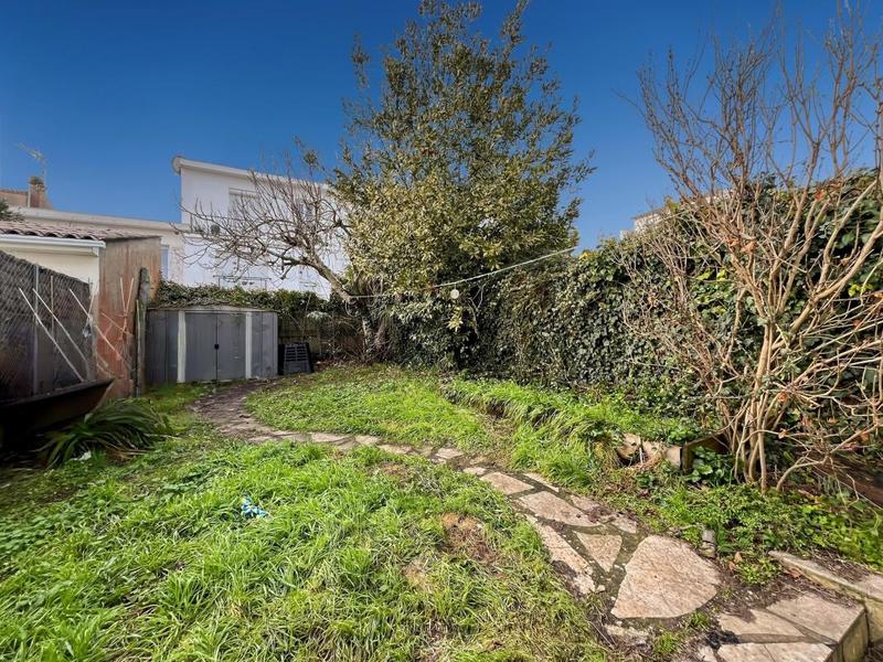 Maison - 81 m² - 5 pièces