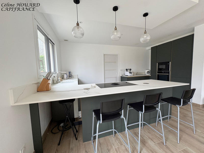 Maison - 127 m² - 6 pièces