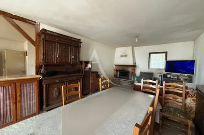 Maison - 200 m² - 8 pièces