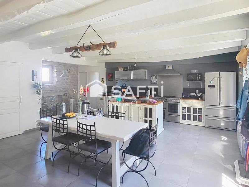 Maison - 150 m² - 5 pièces