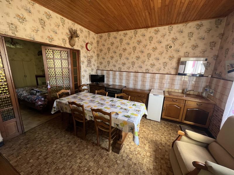 Maison - 96 m² - 3 pièces