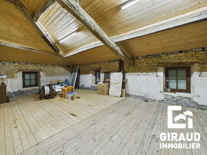 Maison ancienne - 163 m² - 7 pièces