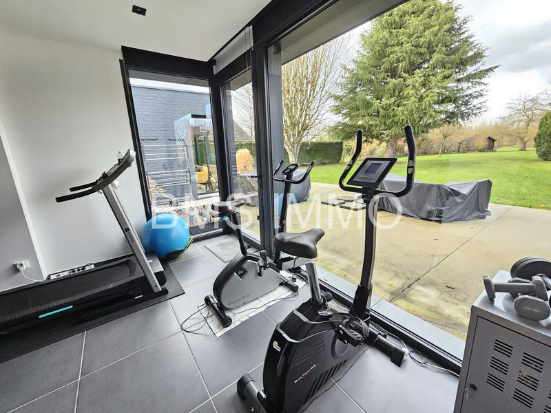 Maison - 268 m² - 10 pièces