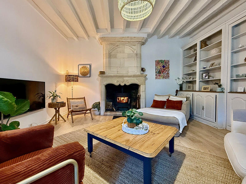 Maison - 236 m² - 6 pièces