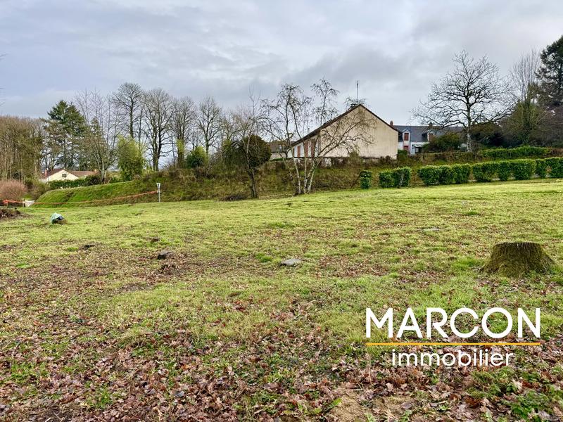 Terrain constructible - 712 m²