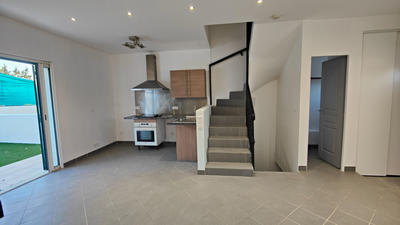 Maison - 101 m² - 4 pièces