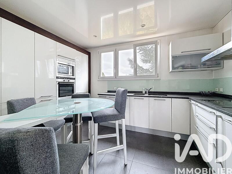 Appartement - 77 m² - 4 pièces