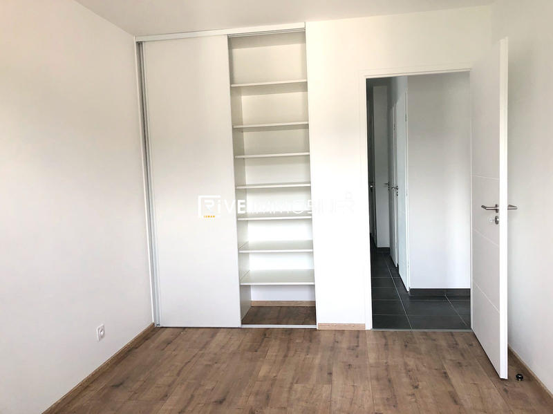 Appartement - 99 m² - 4 pièces