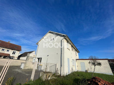 Local commercial - 101 m²