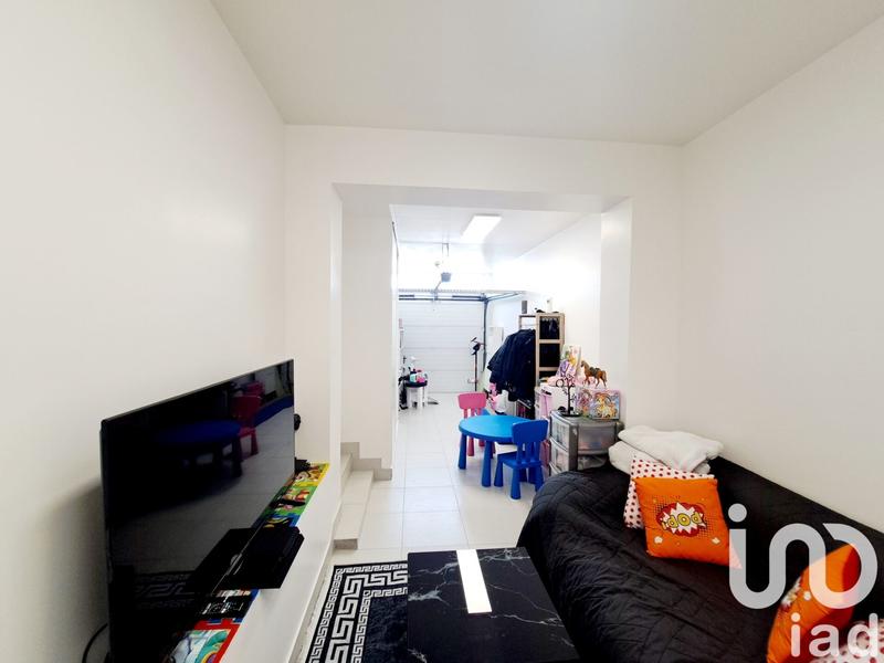 Maison - 533 m² - 24 pièces