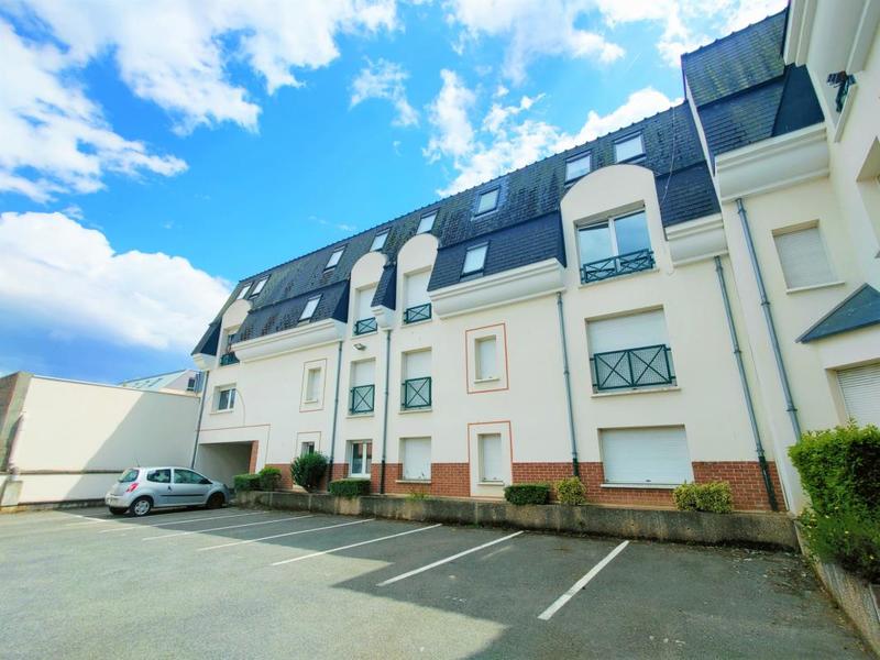 Studio - 24 m² - 1 pièce