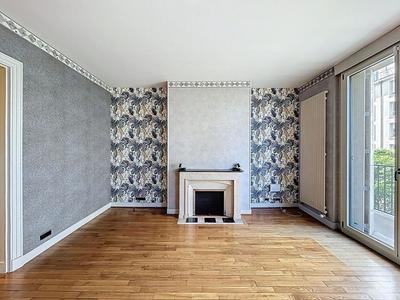 Appartement - 97 m² - 4 pièces