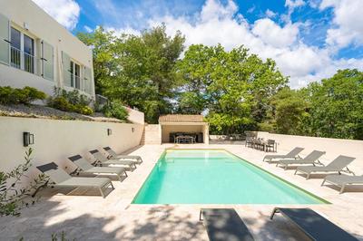 Villa - 210 m² - 8 pièces