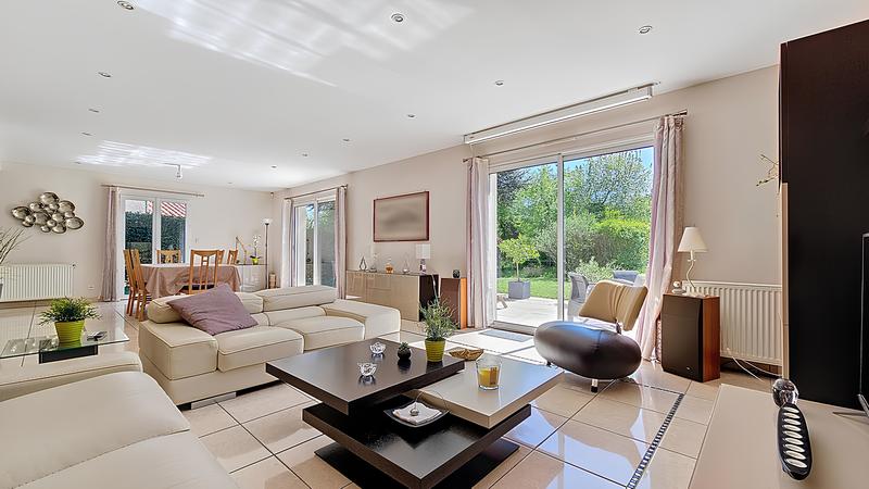 Maison - 170 m² - 7 pièces