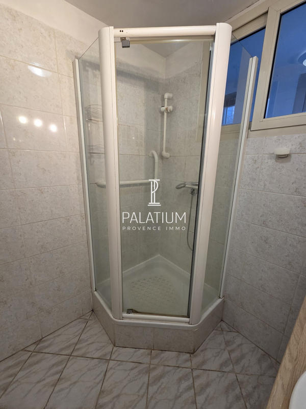 Appartement - 75 m² - 4 pièces