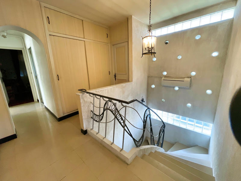 Maison de village - 319 m² - 14 pièces