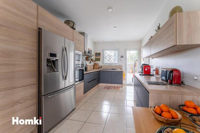 Maison - 140 m² - 5 pièces