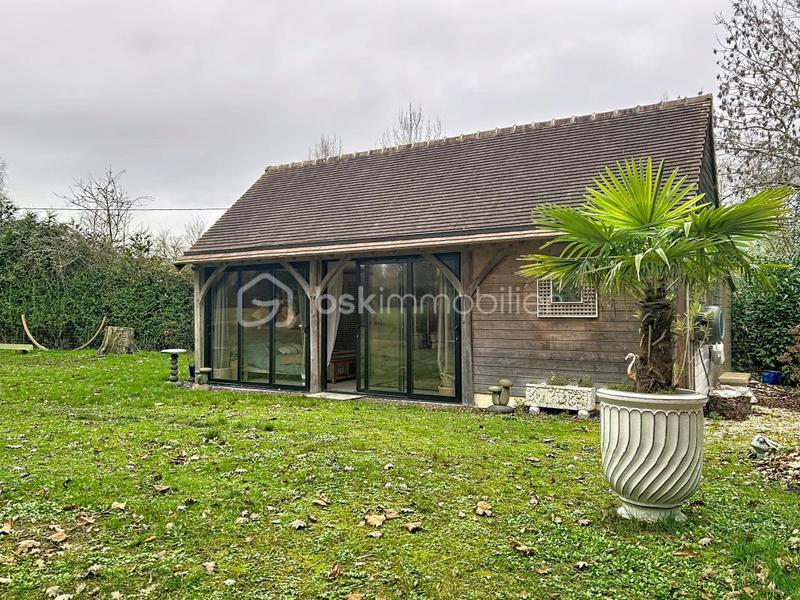 Maison traditionnelle - 210 m² - 7 pièces