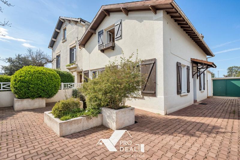 Maison - 110 m² - 4 pièces