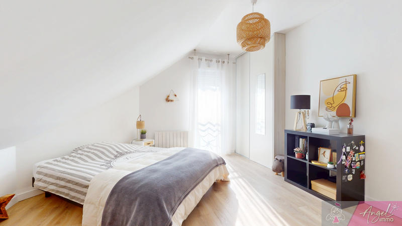 Maison - 132 m² - 6 pièces