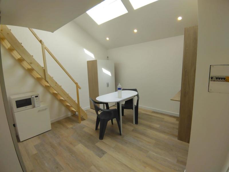 Loft - 251 m² - 5 pièces