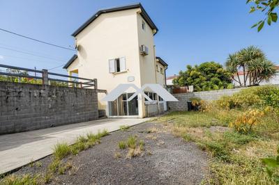 Maison traditionnelle - 99 m² - 3 pièces